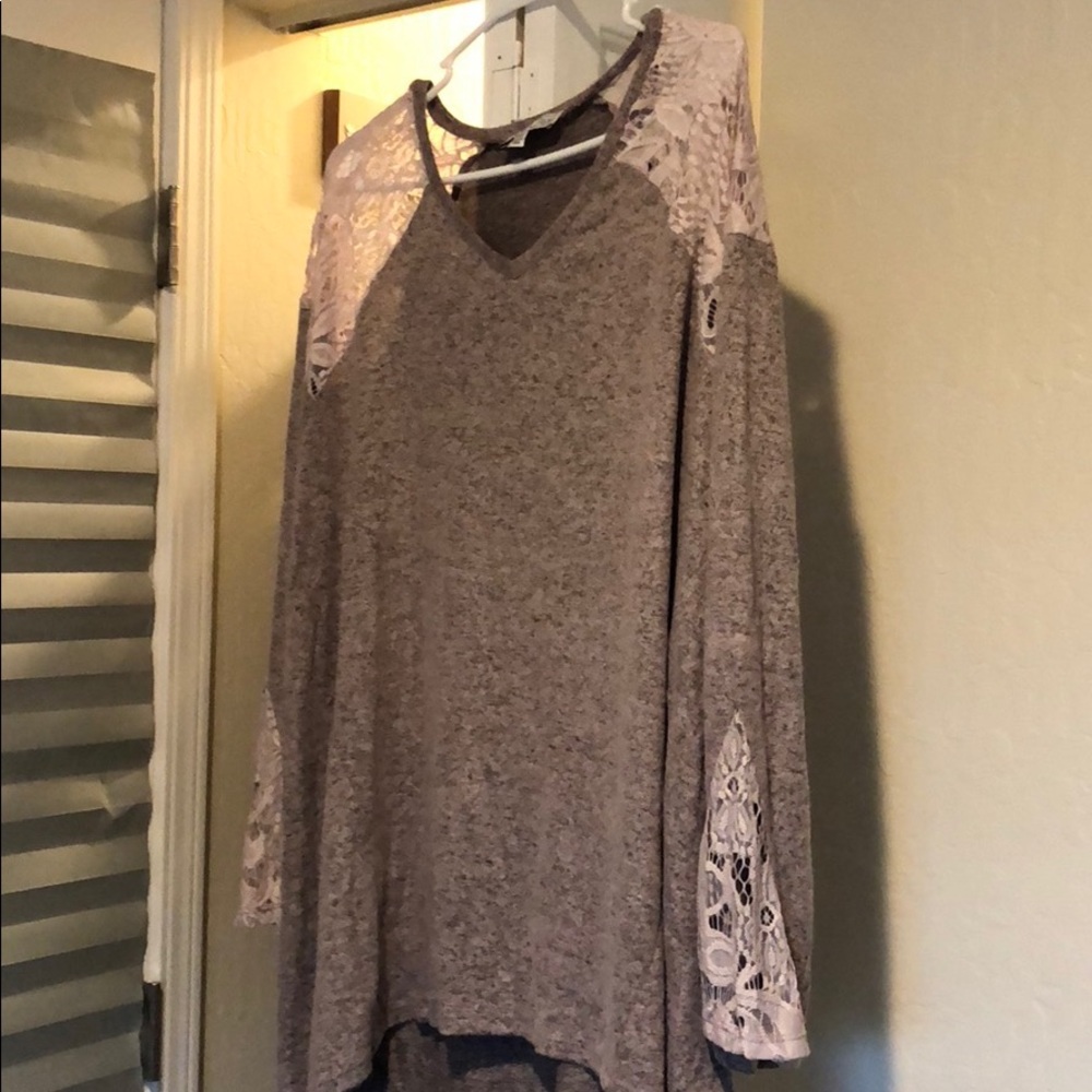Women’s Top